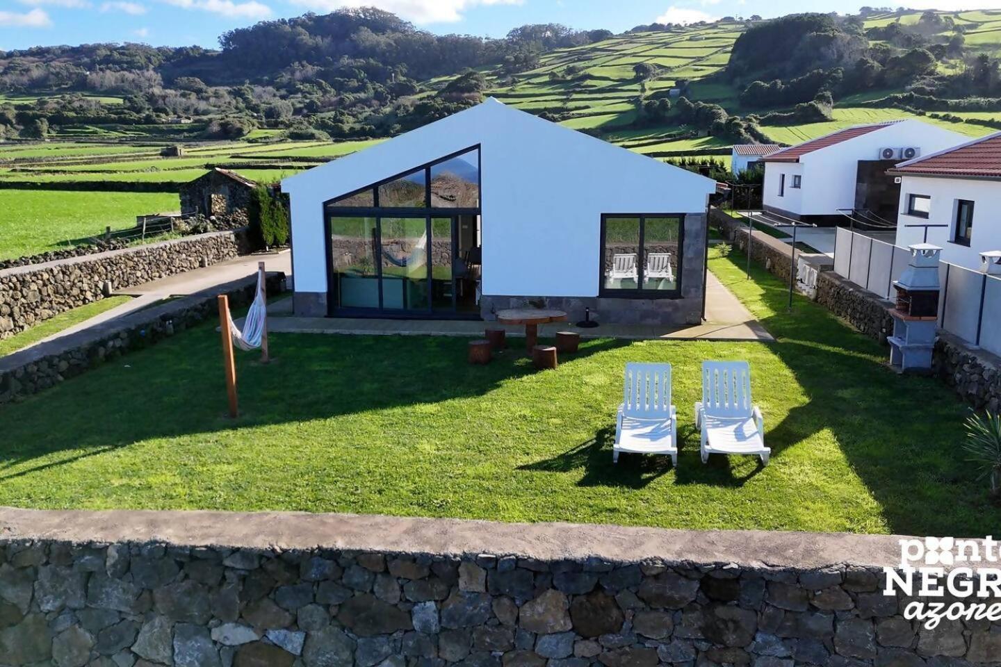 Beer House By Pontanegraazores Altares Zewnętrze zdjęcie